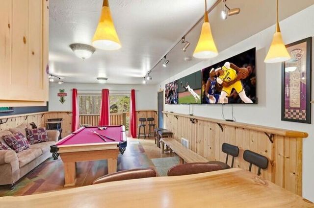 160 Crystal Lake Road, Big Bear, CA 92315