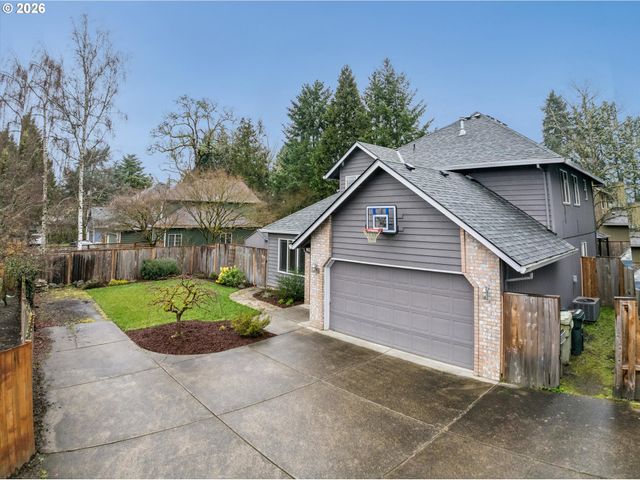 892 Se 54TH Ave, Hillsboro, OR 97123