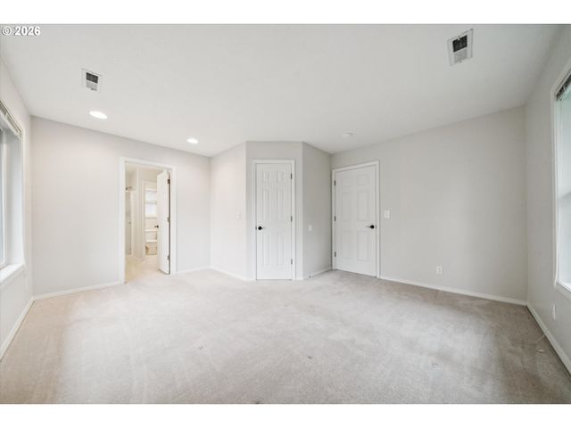 892 Se 54TH Ave, Hillsboro, OR 97123