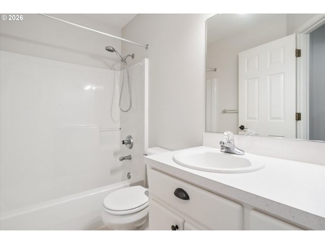 892 Se 54TH Ave, Hillsboro, OR 97123