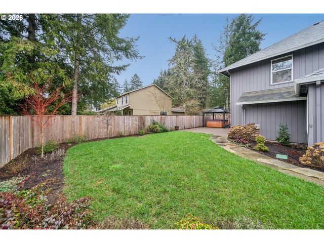 892 Se 54TH Ave, Hillsboro, OR 97123