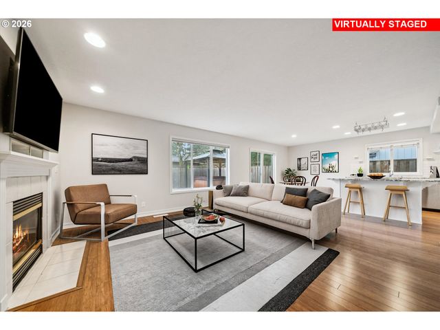 892 Se 54TH Ave, Hillsboro, OR 97123