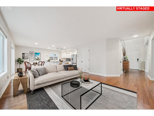 892 Se 54TH Ave, Hillsboro, OR 97123