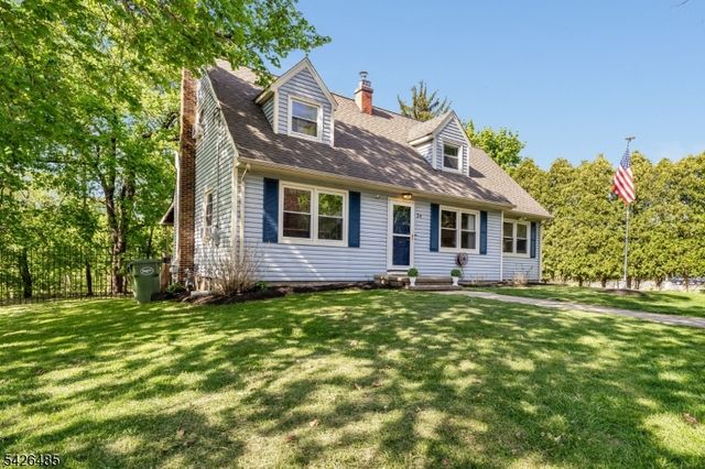 24 High St, Bloomsbury Boro, NJ 08804
