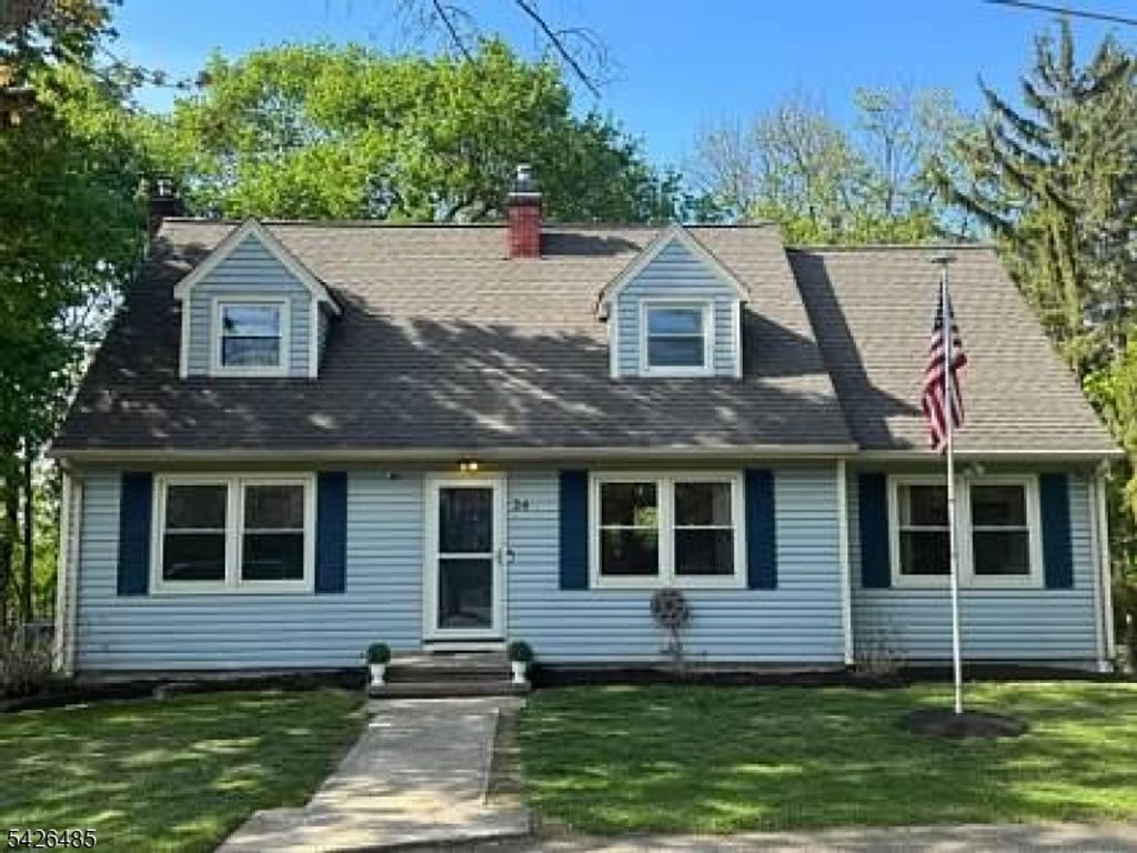 24 High St, Bloomsbury Boro, NJ 08804