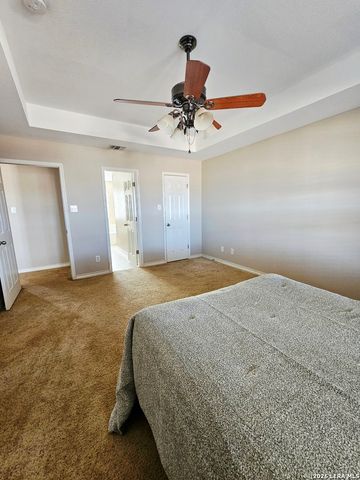 5615 fm 462, Moore, TX 78057