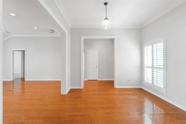 4919 Saddleback Road, Arlington, TX 76017