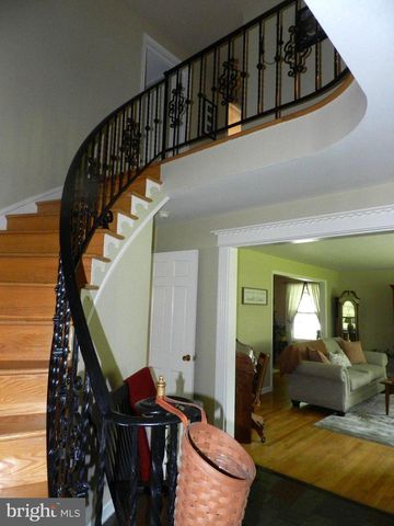 3020 STATE RD, Telford, PA 18969