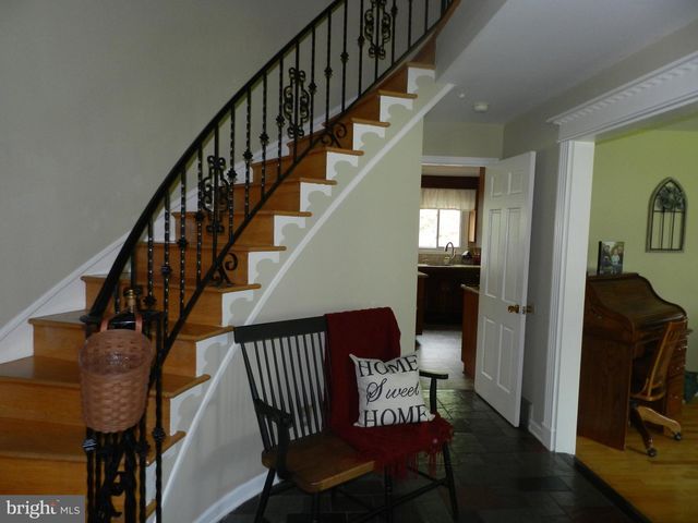 3020 STATE RD, Telford, PA 18969