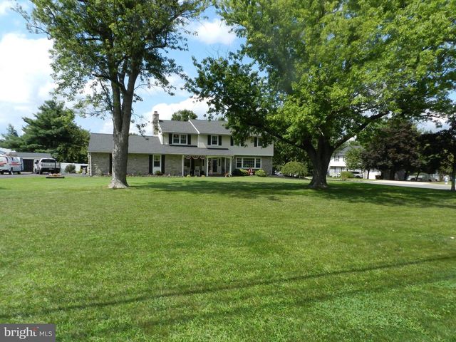 3020 STATE RD, Telford, PA 18969