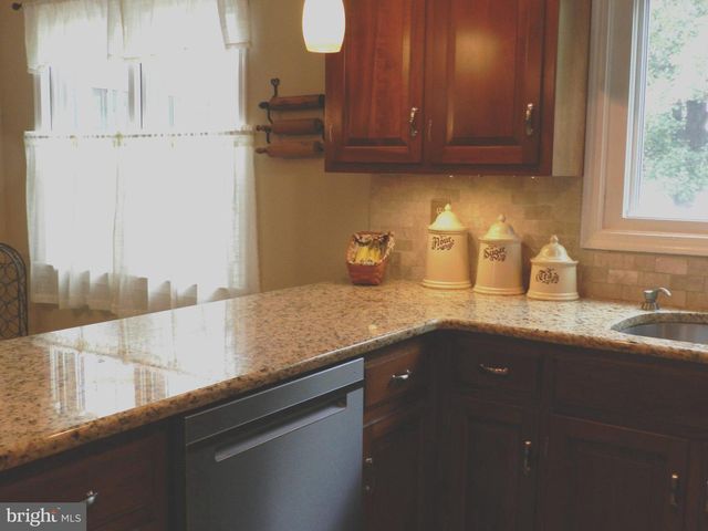 3020 STATE RD, Telford, PA 18969