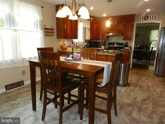 3020 STATE RD, Telford, PA 18969