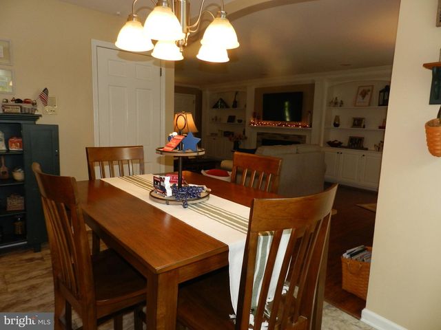 3020 STATE RD, Telford, PA 18969