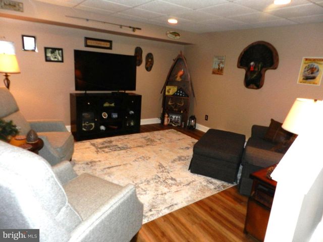 3020 STATE RD, Telford, PA 18969