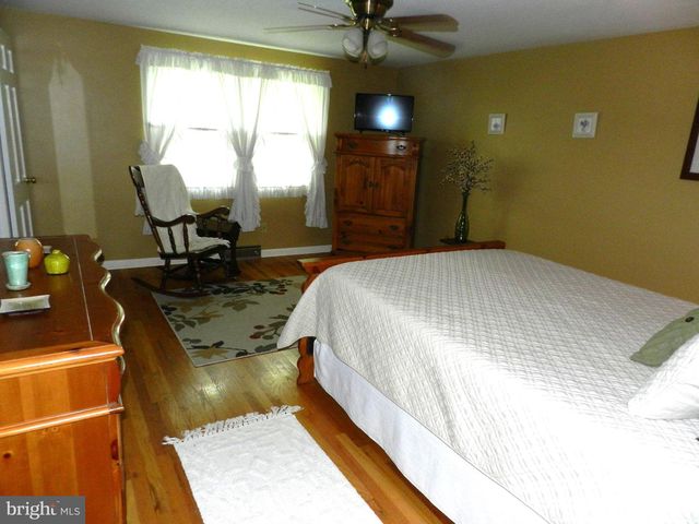 3020 STATE RD, Telford, PA 18969