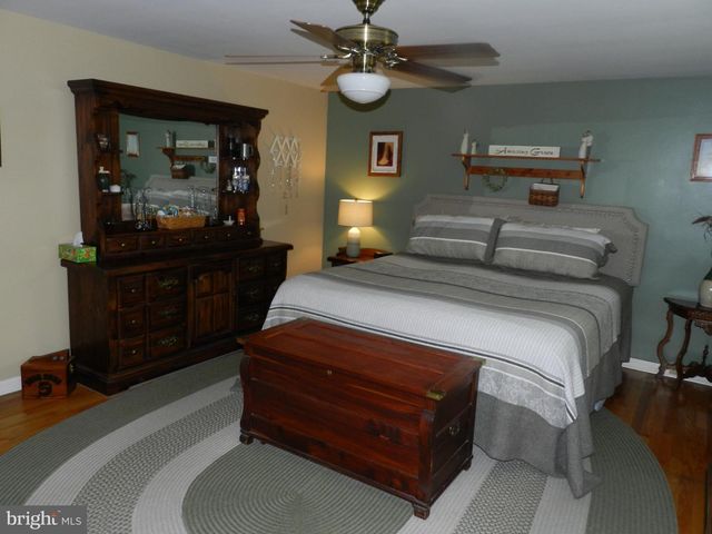 3020 STATE RD, Telford, PA 18969