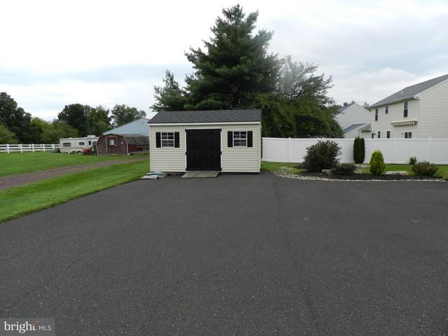 3020 STATE RD, Telford, PA 18969