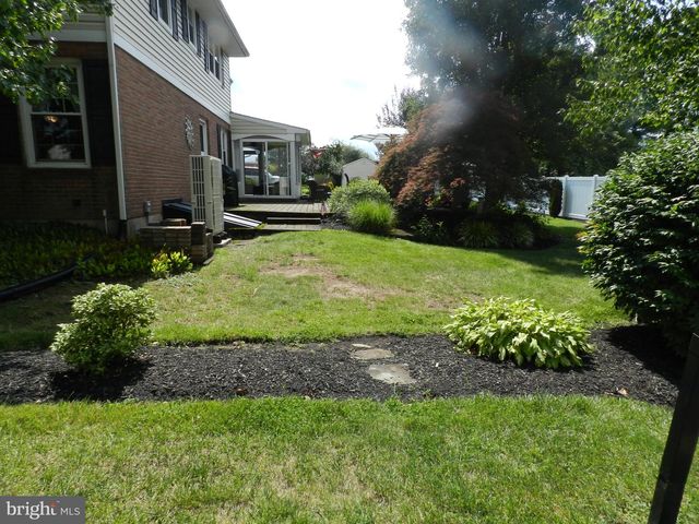 3020 STATE RD, Telford, PA 18969