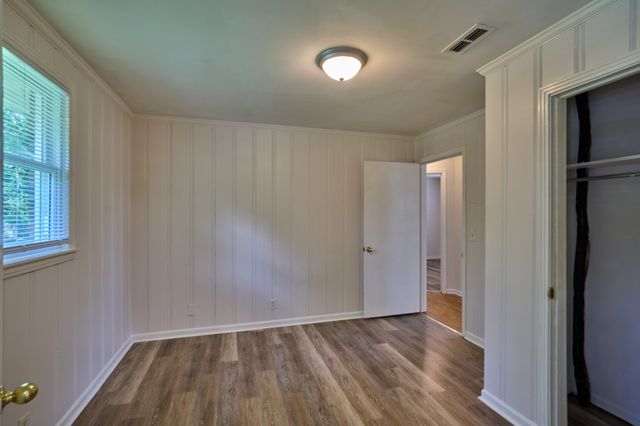634 Anderson Ln, Madison, TN 37115
