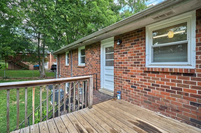 634 Anderson Ln, Madison, TN 37115