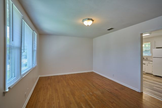 634 Anderson Ln, Madison, TN 37115