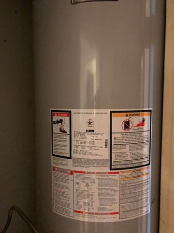 804 S Broadway Street, Plainview, TX 79072