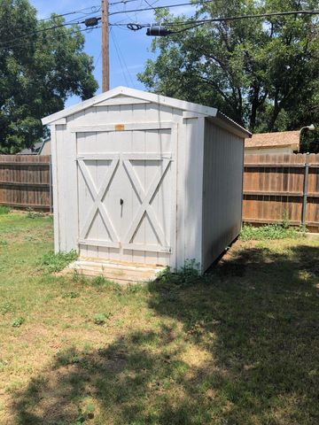 804 S Broadway Street, Plainview, TX 79072