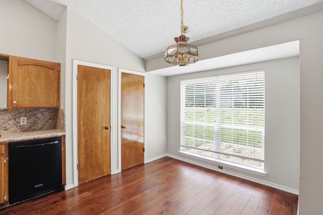 3708 Bordeaux Court, Arlington, TX 76016