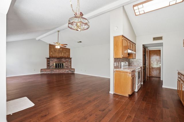 3708 Bordeaux Court, Arlington, TX 76016