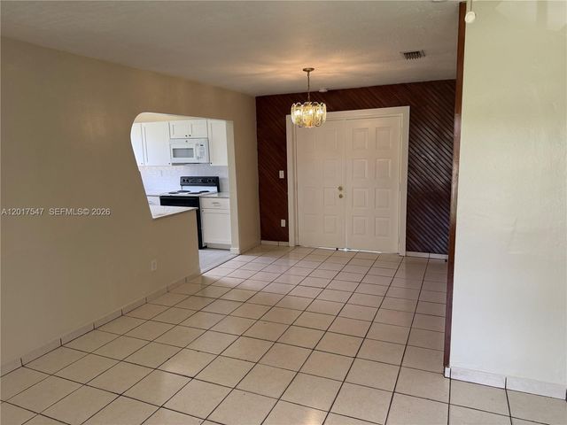 10375 SW 152nd TER A, Miami, FL 33157