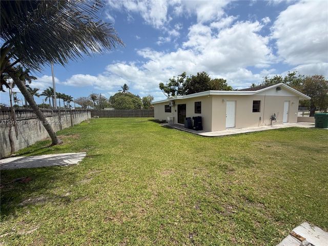 10375 SW 152nd TER A, Miami, FL 33157