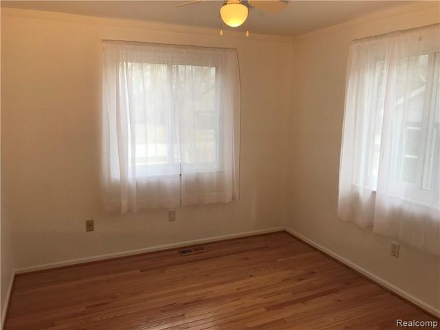 3537 San Mateo Road, Waterford, MI 48329