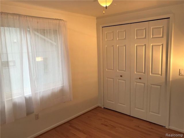3537 San Mateo Road, Waterford, MI 48329