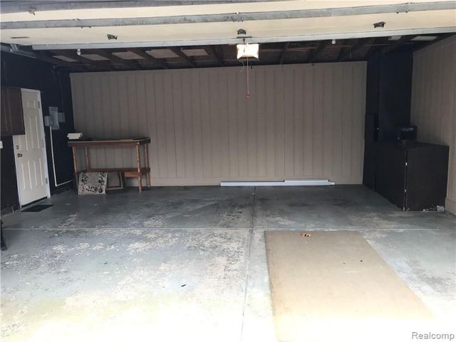 3537 San Mateo Road, Waterford, MI 48329