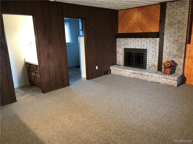 3537 San Mateo Road, Waterford, MI 48329