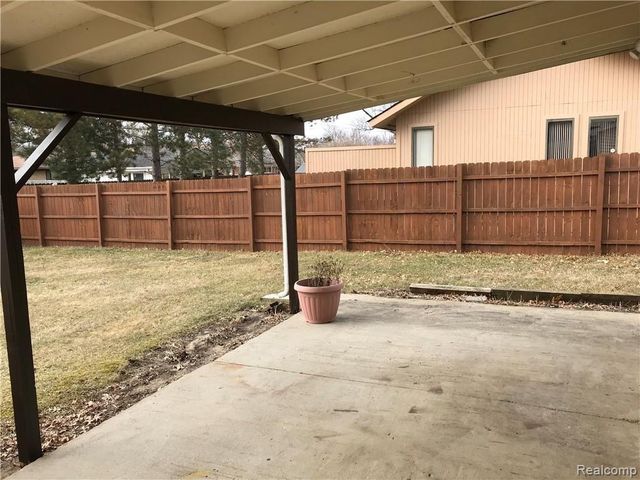 3537 San Mateo Road, Waterford, MI 48329