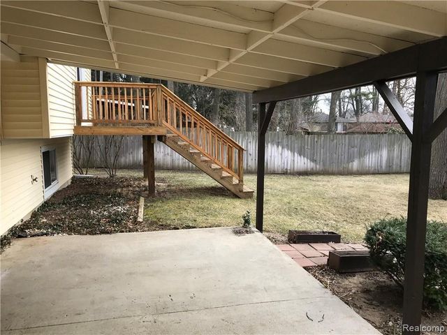 3537 San Mateo Road, Waterford, MI 48329