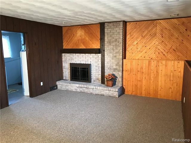 3537 San Mateo Road, Waterford, MI 48329