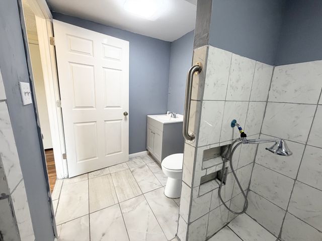 54 Horseshoe Bend Ln, Elmwood, TN 38560