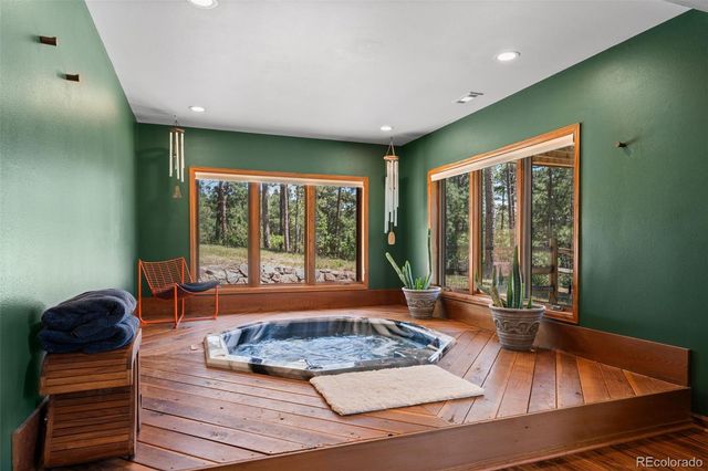 1675 Oakwood Drive, Monument, CO 80132