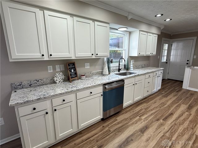 176 Lakeview Drive, Middletown, OH 45044