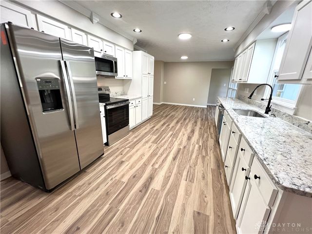 176 Lakeview Drive, Middletown, OH 45044