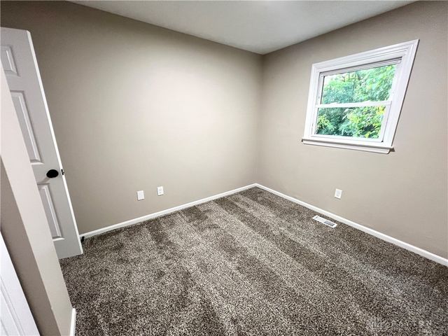 176 Lakeview Drive, Middletown, OH 45044