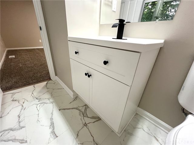 176 Lakeview Drive, Middletown, OH 45044