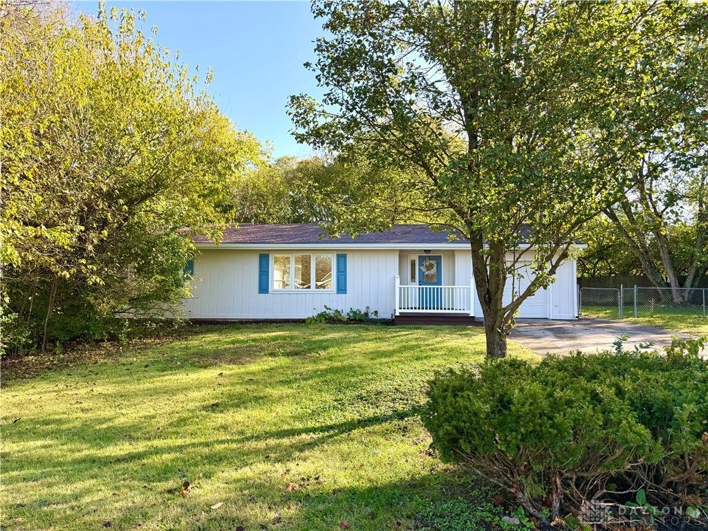 176 Lakeview Drive, Middletown, OH 45044