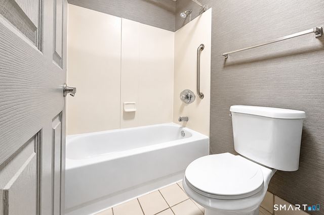 3 Long Wharf Drive Studio, New Haven, CT 06511
