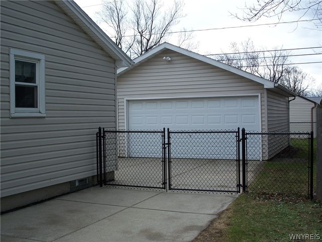 271 Seton Road, Cheektowaga, NY 14225