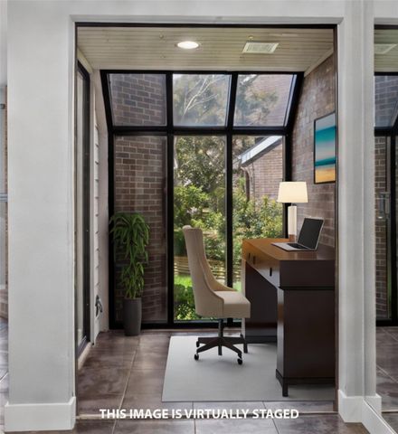 1931 Enterprise Avenue, League City, TX 77573