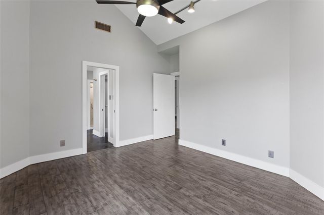 1931 Enterprise Avenue, League City, TX 77573