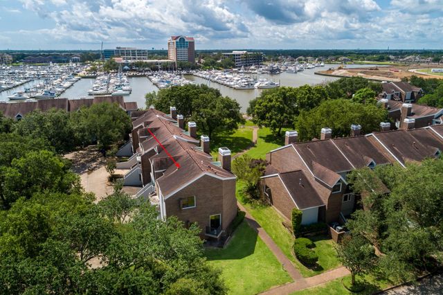 1931 Enterprise Avenue, League City, TX 77573